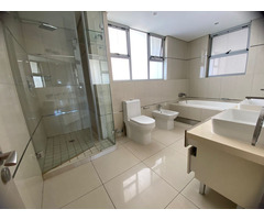 Arrenda-se Belíssimo apartamento T3 mobilado no condomínio super marés com vista ao mar - 2