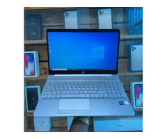 Laptop HP i5-11th Gen. Aprecie