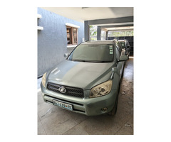Toyota | RAV4 | 2008 | Automático | Gasolina | 2.0cc | 4WD