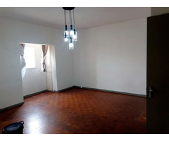 Vende-se apartamento T3 nas Torres Vermelhas - Polana Cimento - 1