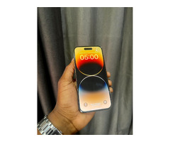 iPhone 14 Pro 128GB Gold | Saúde de vida da Bateria: 100% ( Fora da caixa ) - 2