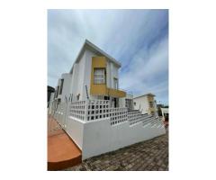 Vende-se Moradia T4 no condomínio Diplomatic village na julius Nyerere no sommerschield - 1