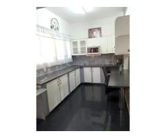 Arrenda-se loja sobre loja na Polana Eduardo mondlane - 2