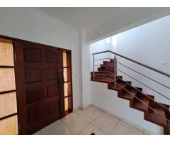 Arrenda-se Moradia Duplex T3 no condomínio Golden Sainds - 4