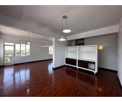 Vende-se de belíssimo apartamento T3 na sommerschield mao Tse tung