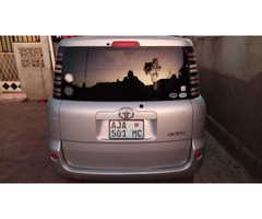 Vendo toyota sienta - 2
