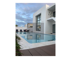 Vende-se luxuosa Moradia T4 no Mapulene