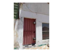 Arrenda se uma barraca no bairro de laulane - 5