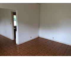 Arrenda-se Bela casa tp3 na Liberdade fibriglass numa ótima localização. - 3