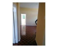 Arrenda se  Apartamento  tp2 no bairro central pronto habitar, 1 andar. - 2