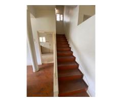 *Arrenda-se moradia Triplex tp6 na Coop, Av. Base Ntchinga, próximo ao PH1* - 5