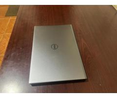 Laptop Dell Vostro i5-11th Gen, metallic and executive machine - 5