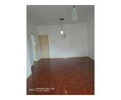Vende-se apartamento T3 polana