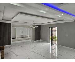 Arrenda-se moradia tipo3  no tchumene1 no Condomínio Queens Village. - 3