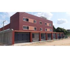 Vende-se Magnífico Complexo de Armazéns e Lojas na Matola - 4