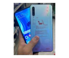Huawei Y9S, Novo fora da Caixa