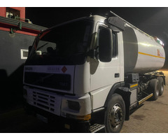 Volvo Cisterna 20.000L