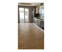 ARRENDA-SE LUXUOSO apartamento T3 no condomínio Deco Assus na costa do com vista ao mar