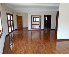 Moradia T6 totalmente remodelada localizada no bairro da Sommerschield 2 - 6