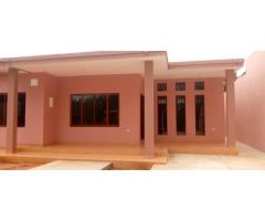 Vende-se Moradia Tipo3 na Matola malhampsene 4°poste,Recém construída - 2