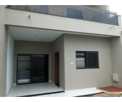 Vende-se Magnífica Moradia T3 no Mapulene