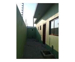 Vende-se vivenda T2 no Bairro de Chiango