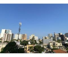 Vende-se flat T2 Bairro Central próximo EDM