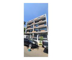 We sell a luxurious 3 bedroom apartment in a new building