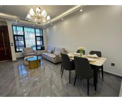 Arrenda-se Luxuosa Moradia duplex T2 Mobilada no condomínio casa jovem