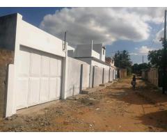 Vende-se vivenda T3 no Bairro Ferroviário