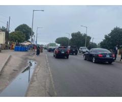 Vende-se uma propriedade no bairro de Benfica - 1