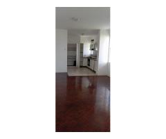 Arrenda-se apartamento T3 na Polana Cimento